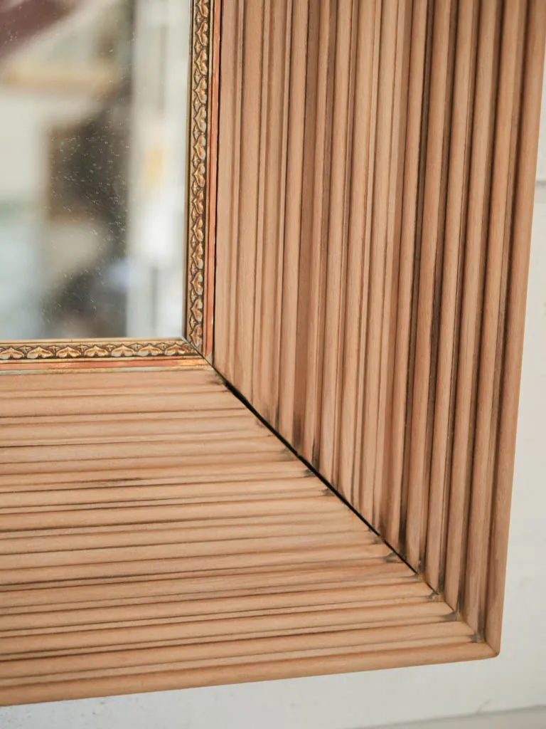 1940s Vintage Mahogany Mirror w/ Reeded Wooden Frame 39¾" x 33½"