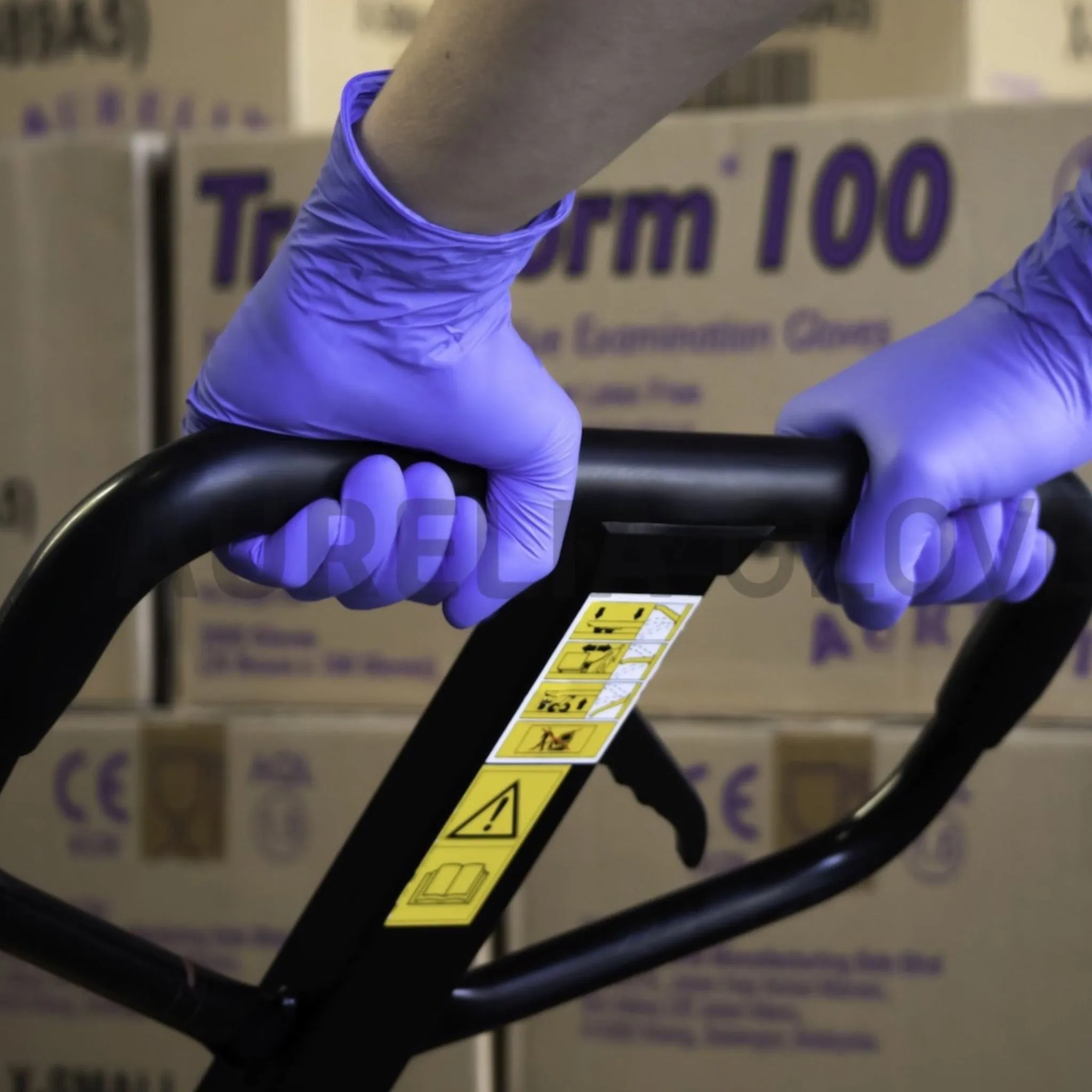 Aurelia Transform 100 Nitrile Powder Free Examination Gloves 9889