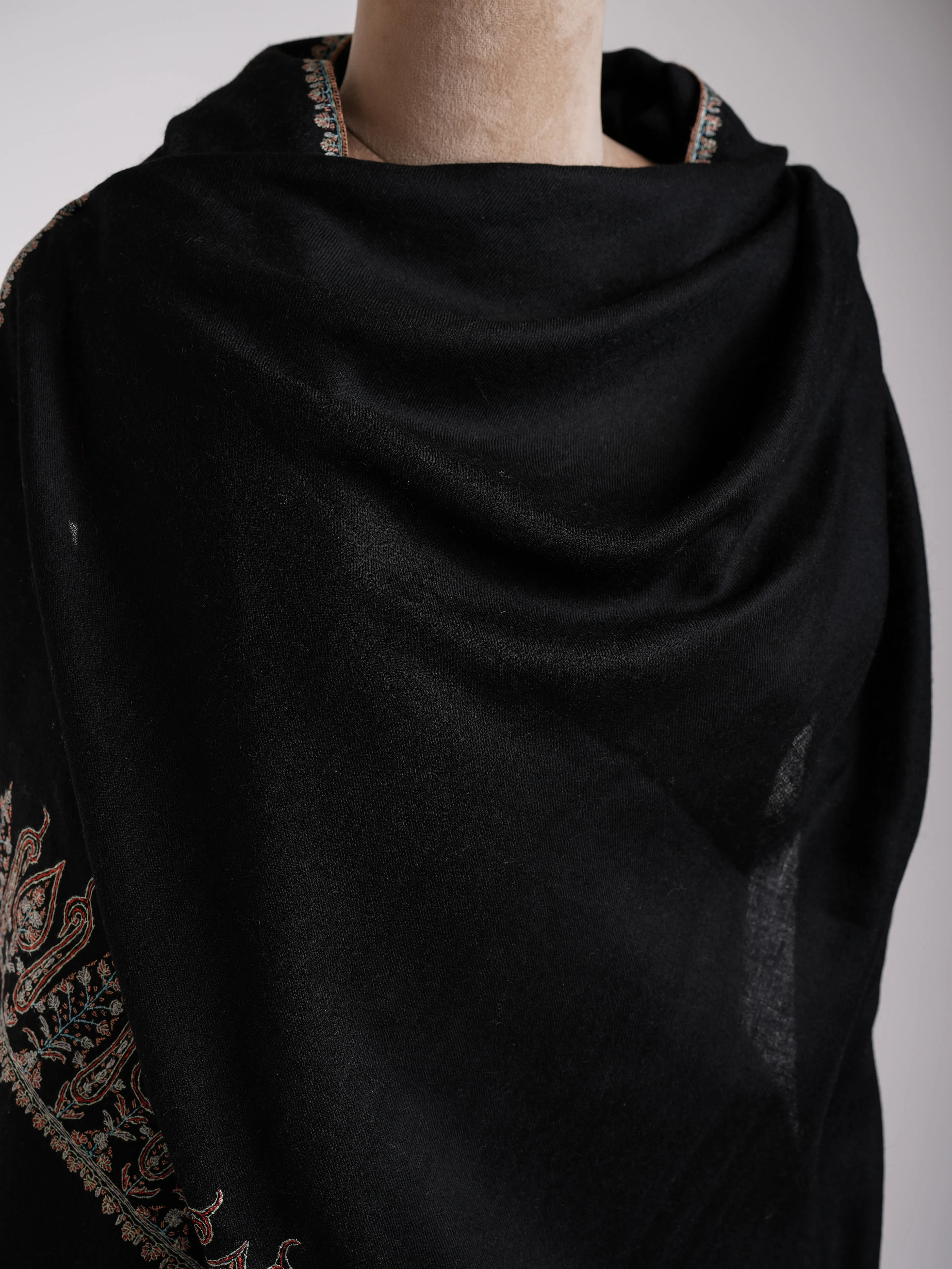 Black Sozni Embroidered Paisley Cashmere Stole