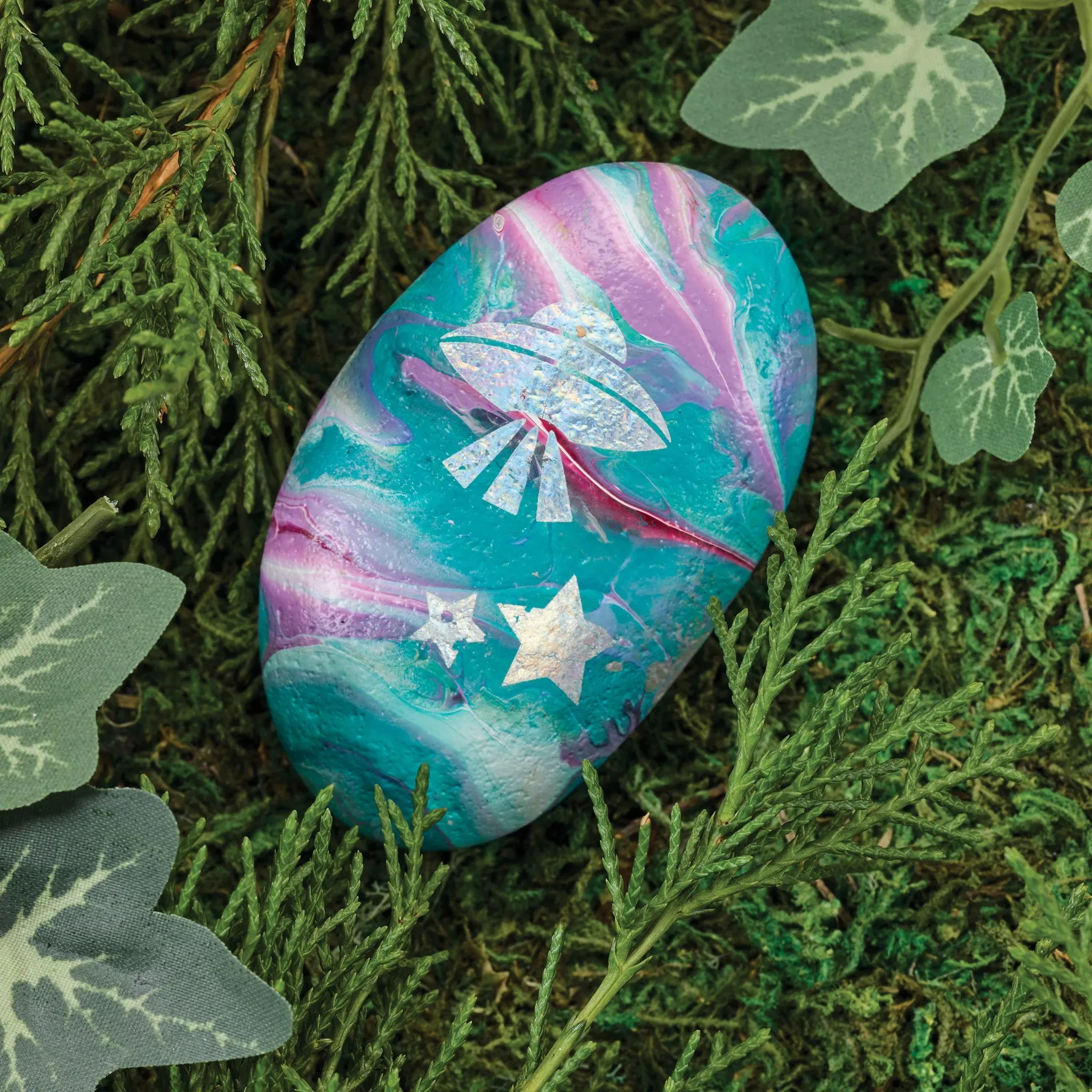 Creativity for Kids 6262 Hide & Seek Paint Pour Rocks