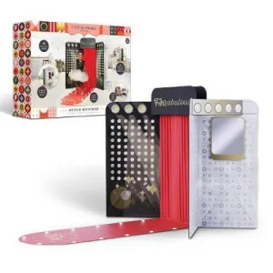 FAO Schwarz 4-Sided Runway Fashion Show Playset - Deluxe Style
