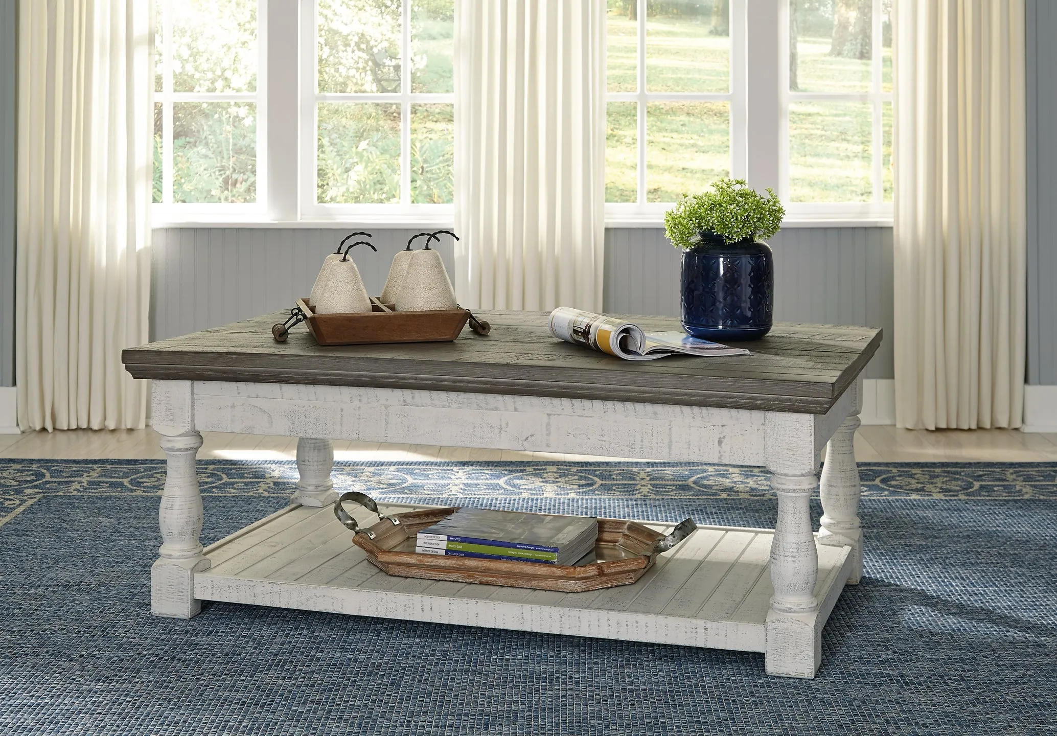 Havalance Outdoor Coffee Table with End Table