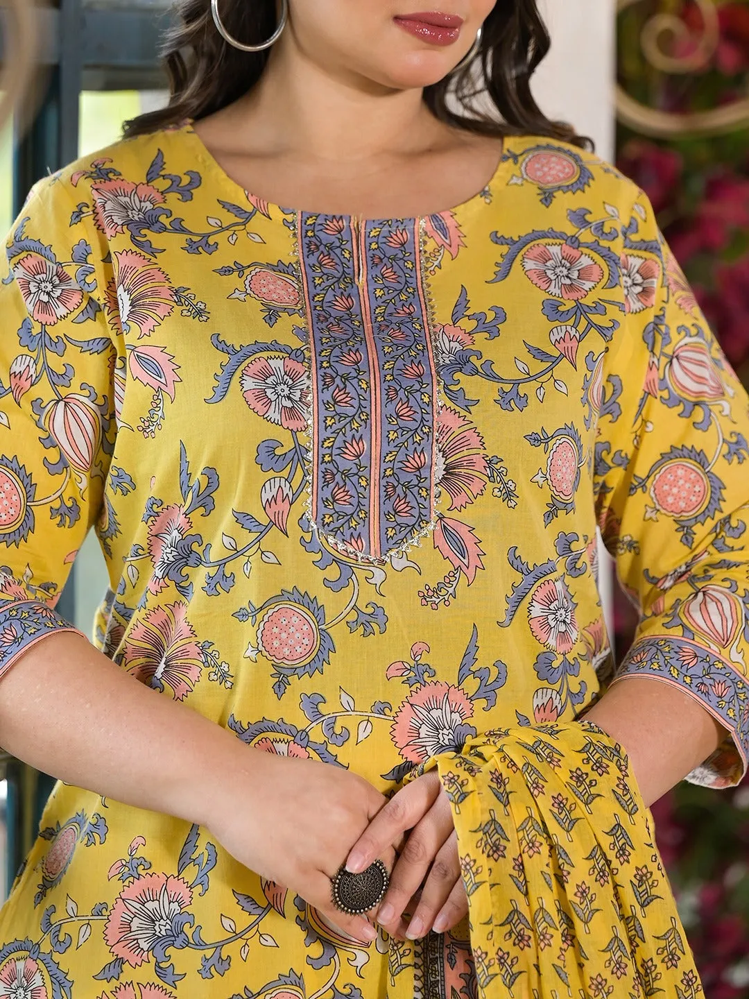 Women Plus Size Yellow Pure Cotton Kurta Set With Dupatta
